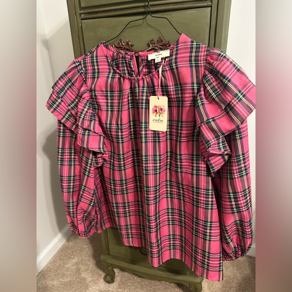 entro Pink Plaid Ruffle Sleeve Top nwt
